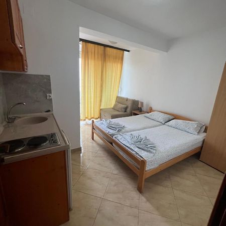 Sand And Sea Apartments Ulcinj Buitenkant foto